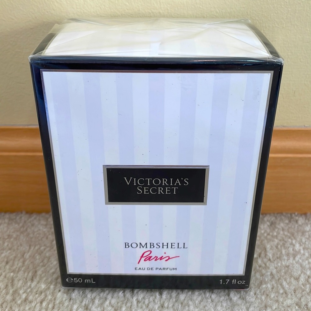 Victoria Secret Bombshell Paris